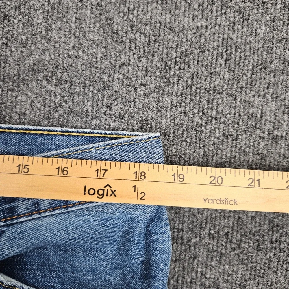 Levis 560 Comfort Fit Tapered Leg Jeans Men's 38x30 Med Wash Denim Y2K Casual